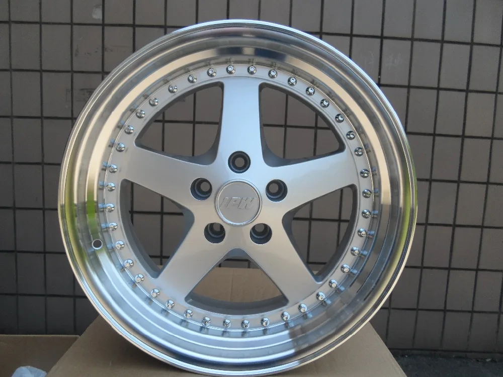 

FOUR 18" SILVER EQUIP STYLE RIMS FITS G35 G37 HONDA ACCORD AGGRESSIVE STAGGERED W015