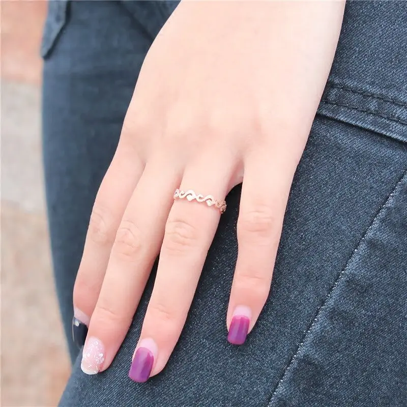 

Titanium Steel Rose Gold Color Anti-allergy Frosted S Shape Ring Woman Man Fashion Jewelry Not Faded Cheap Woman Ring