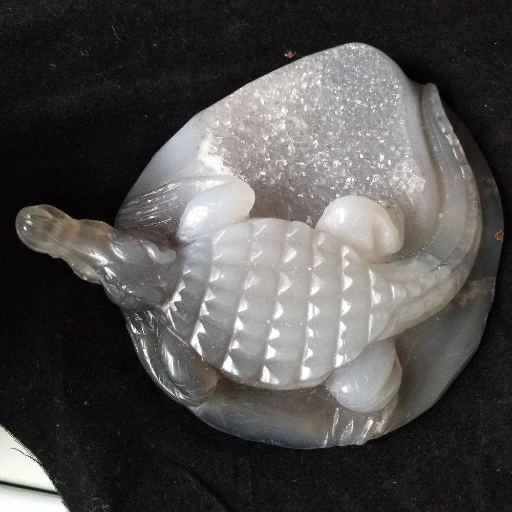 crocodile Sobek sculpture Natural Stone agate  geode Crystal clust hand engraving home decoration accessories Stone work Statue