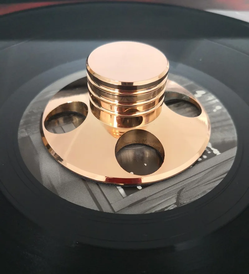 

BRAND NEW High Quality 1PCS LP Vinyl Turntables Golden Metal Disc Stabilizer Record Weight 228g