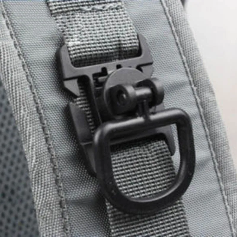 

1 Pcs Black/Khaki Tactical 360 Rotation D Ring Backpack Buckle Travel kit tool