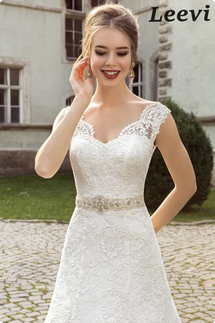 a line wedding dress with belt