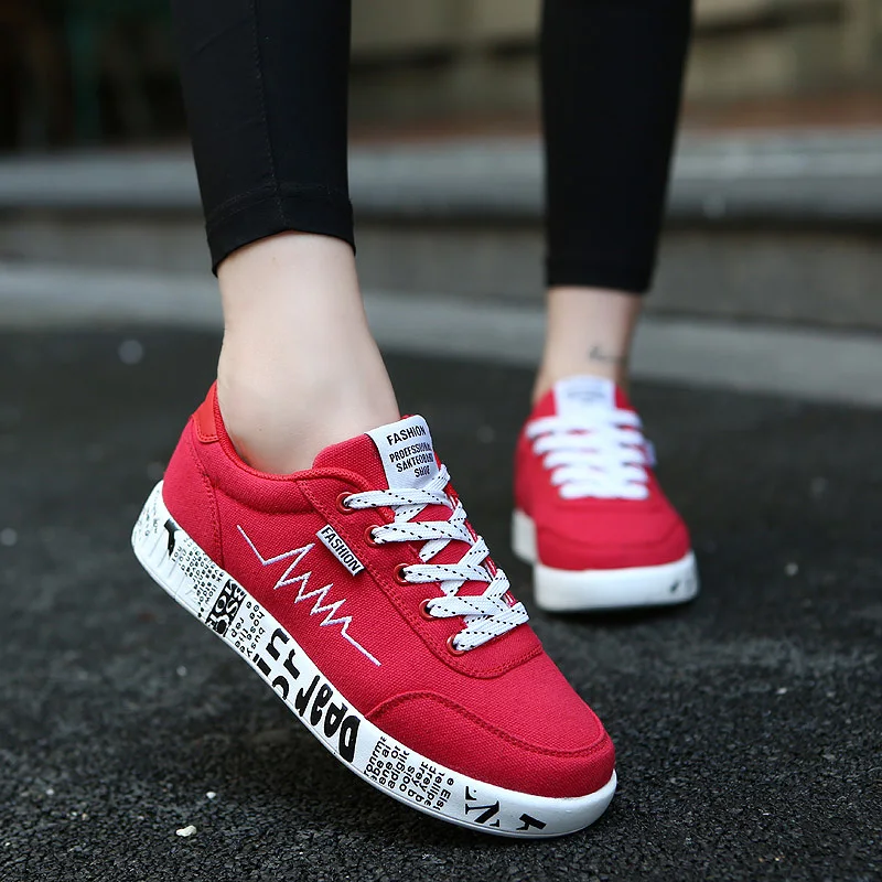 

Women Vulcanized Shoes 2018 Fashion Sneakers Ladies Lace-up Casual Shoes Breathable Walking Canvas Shoes Graffiti Flat