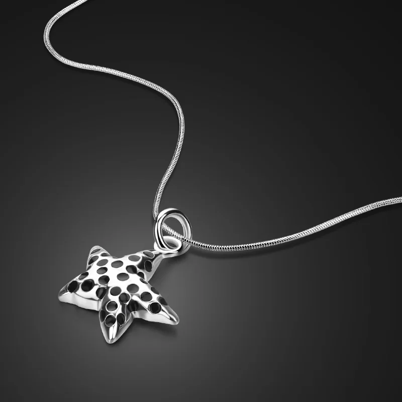 

Personalized design silver process starfish pendant silver pendant necklace. Woman / girl glamor decoration silver jewelry