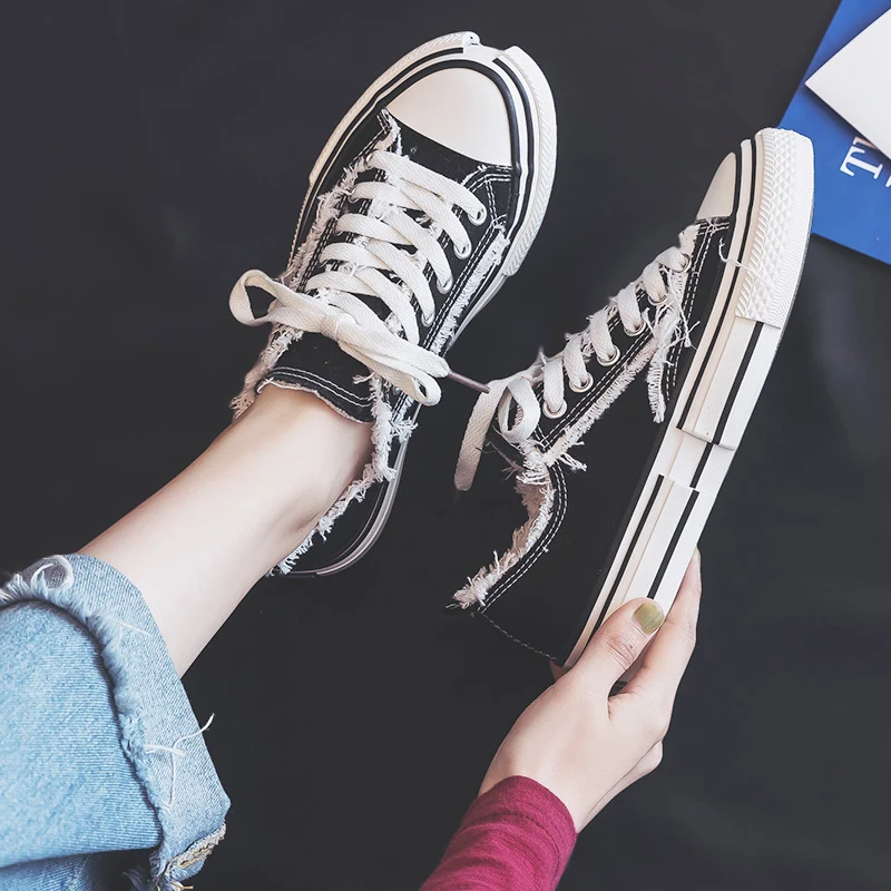 most comfortable walking sandals for women