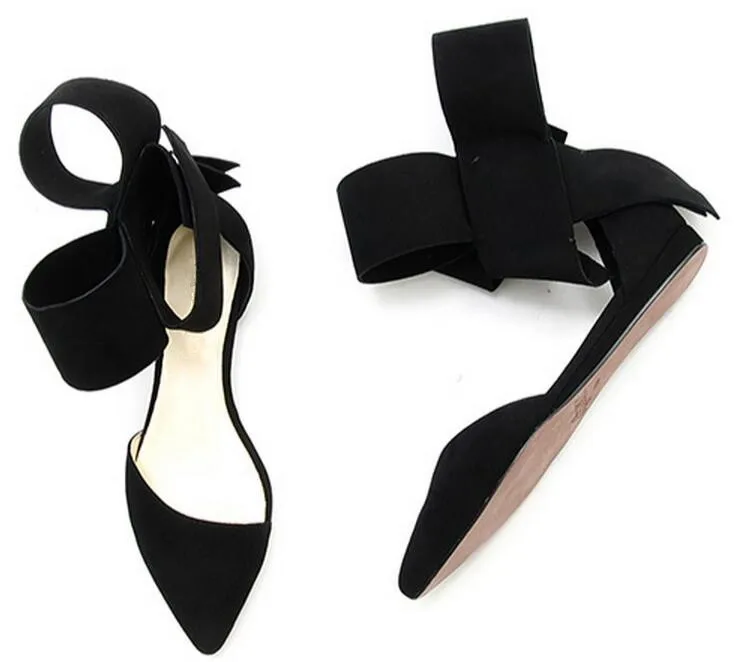 pointed flats with small heel