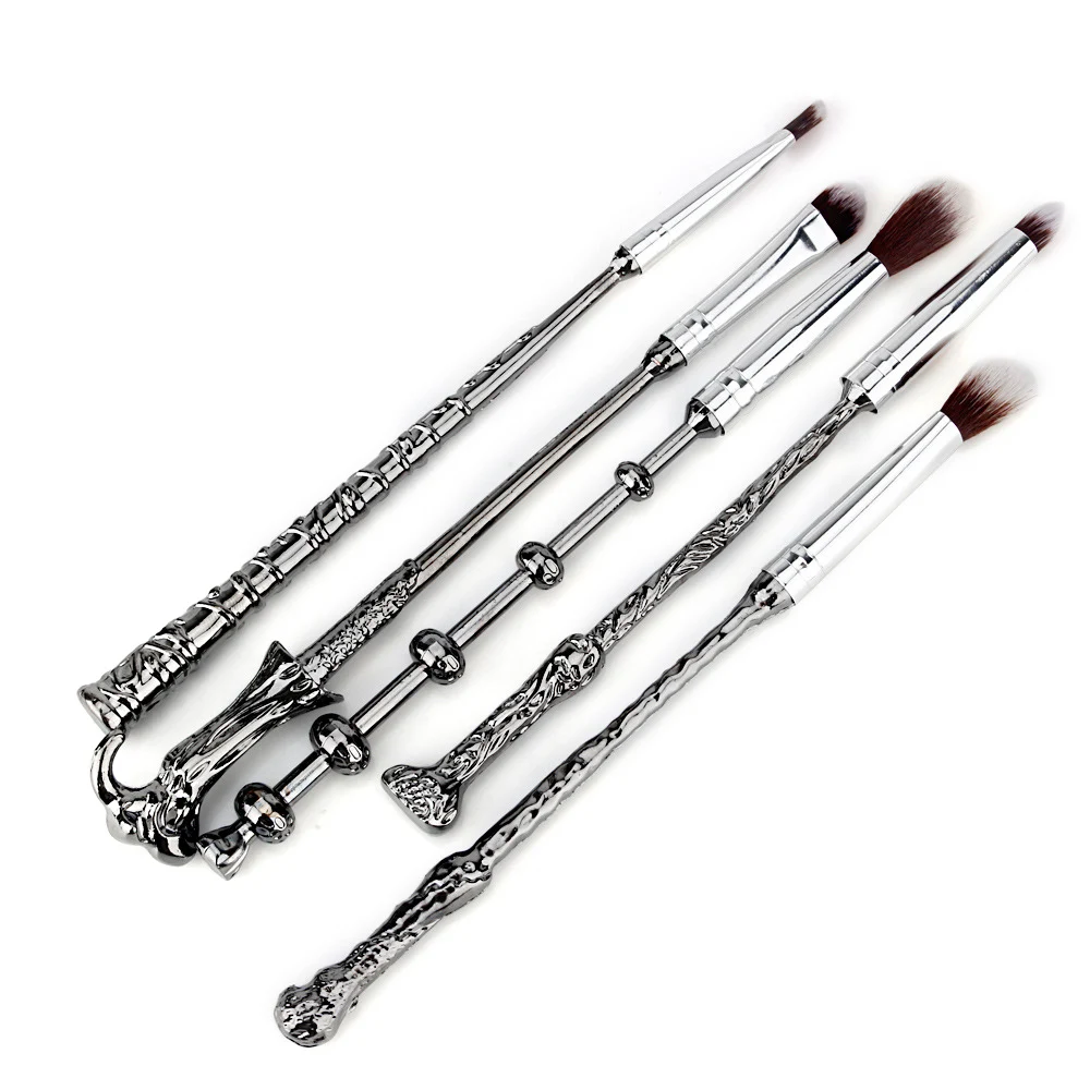 

New 5pcs/bag Portable Soft Hair Brush Foundation Powder Eyeshadow Lip Brush Makeup Brush Face Brushes Set Hot Theme Styles