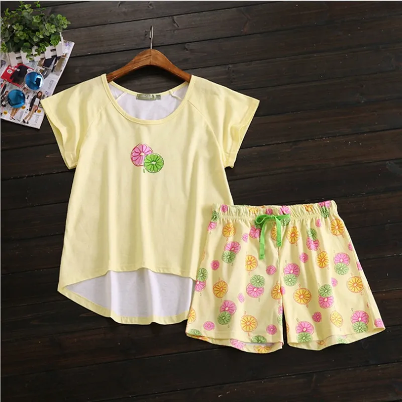 

Women sweet pajamas sets with cute kartoon oranges printed yellow color fashion women asymmetric pijamas sets hot selling