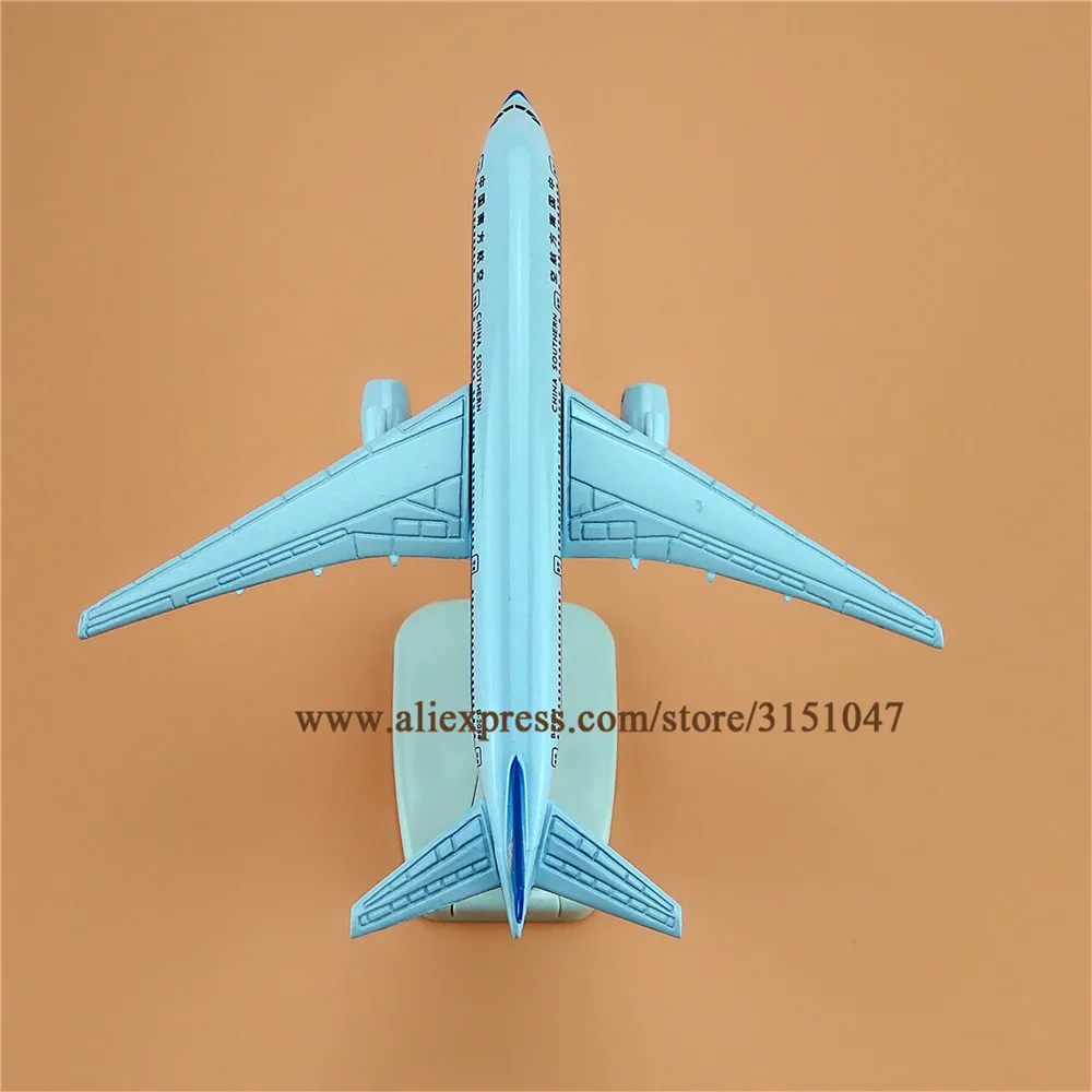  B777 B2058 (4)