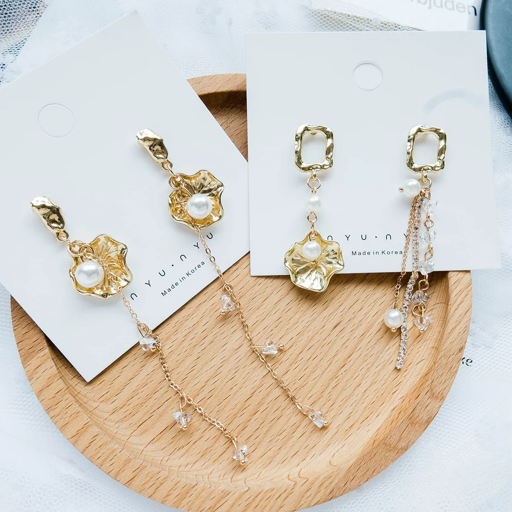

SUKI Shell Water Drop Women Dangle Earrings Shell Pearl Asymmetric Pendant Earrings pendientes concha For Women 2019 Statement