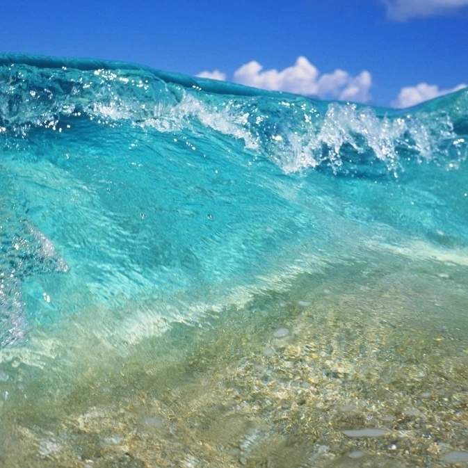 Hawaii  Ripple Of Crystal Clear And Turquoise Water Breaks On Sandy Shore. Poster Print (19 x 12)