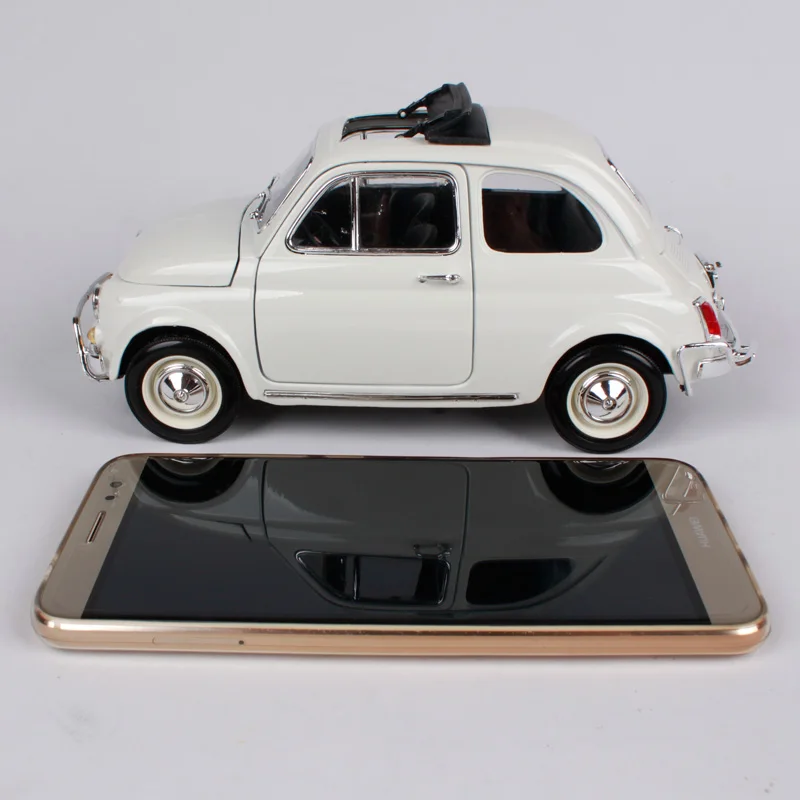 Bburago 1:18 1968 fiat 500l белый винтажный автомобиль под давлением открытые двери