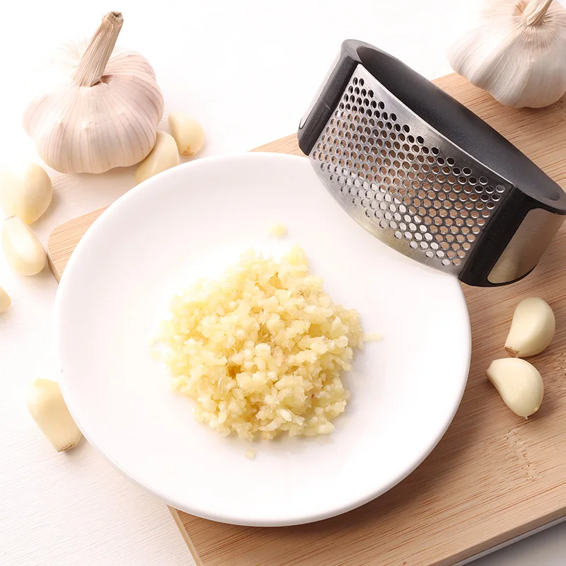 1pcs Stainless Steel Garlic Presses Manual Garlic Mincer Chopping Garlic Tools Curve Fruit Vegetable Tools Home Kitchen Gadgets