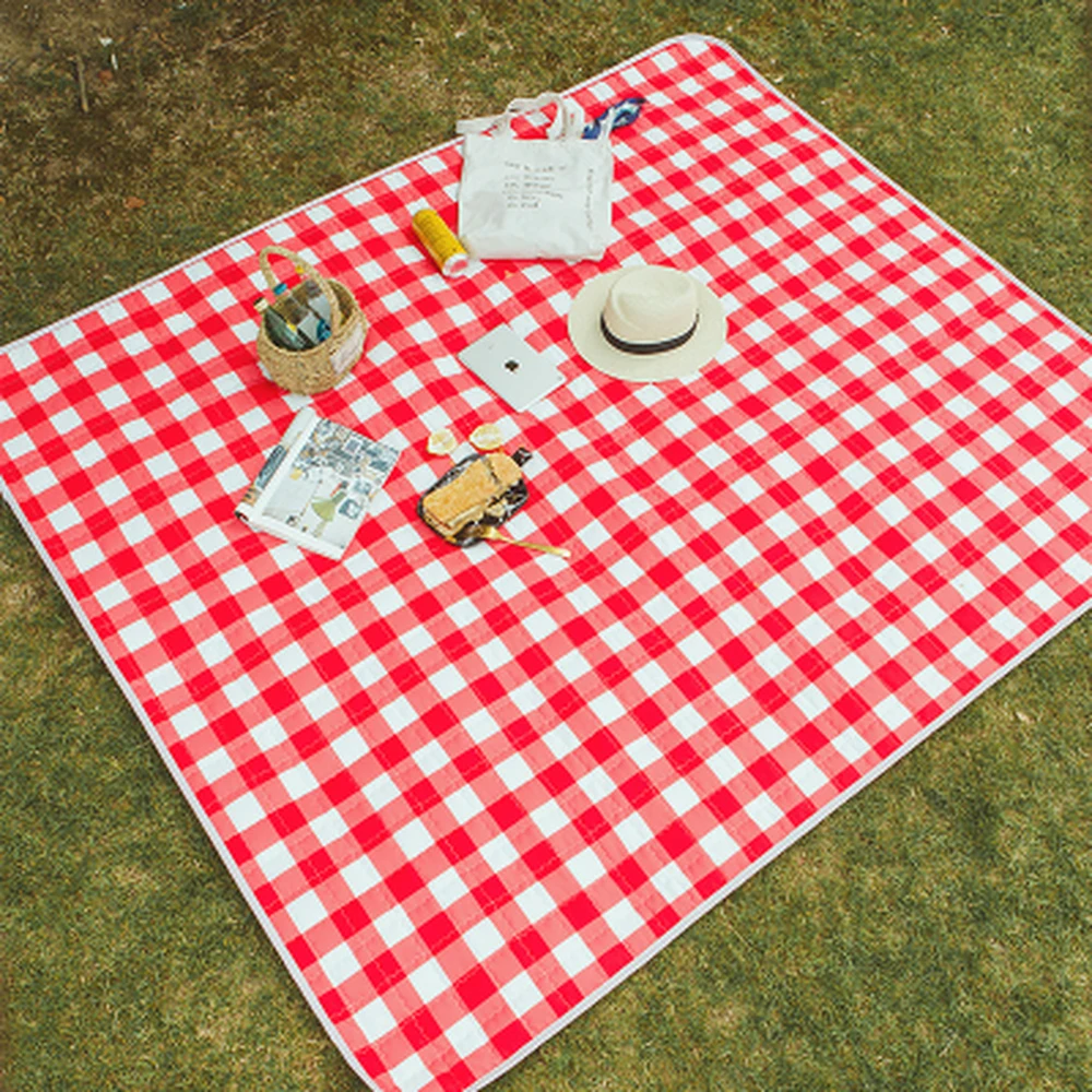 

Hot sales! Outdoor Moisture-proof Picnic Camping Oxford Cloth Carpet Wear-resistant Pad Rugs Waterproof Living Room Floor Mat
