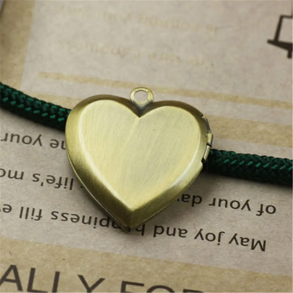 2-pcs-Atacado-Antique-Bronze-22mm-Heart-Shaped-Charm-Pendant-PHOTO-Frame-MEDALH-O-Configura-es