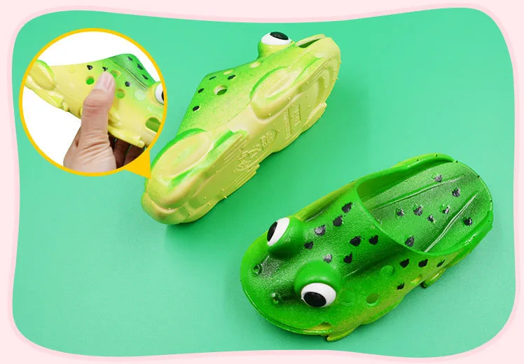 extra wide children's shoes New Arrival 2021 Summer Kids Boys Girls Slippers Cute Frog Slides Hole Beach Slippers Indoor Home Shoes Children Outdoor Sandals best children's shoes