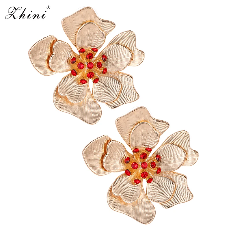 

4 Color Fashion Cute Flower Stud Earrings For Women Korean Jewelry Kids Girls Gifts Vintage classic champagne Crystal Earring