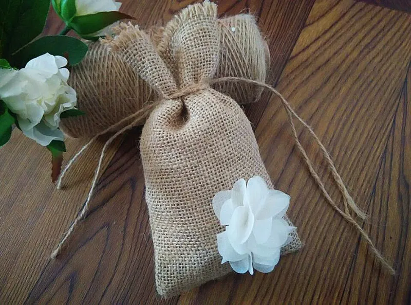 4" x 6" Burlap Bags with Natural Jute Drawstring Small Burlap Pouch Sack Favor Bag for Showers