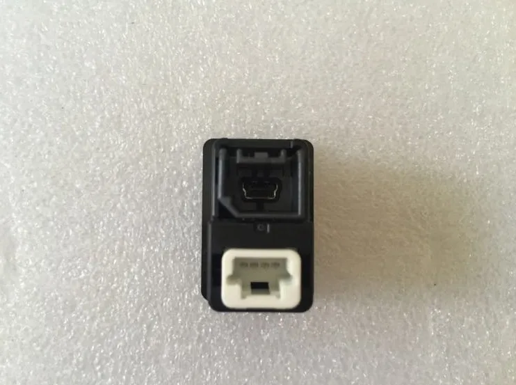 USB флеш накопитель 4 контактный разъем мини кабель для навигации 8 Aux Nissan X trail Rouge