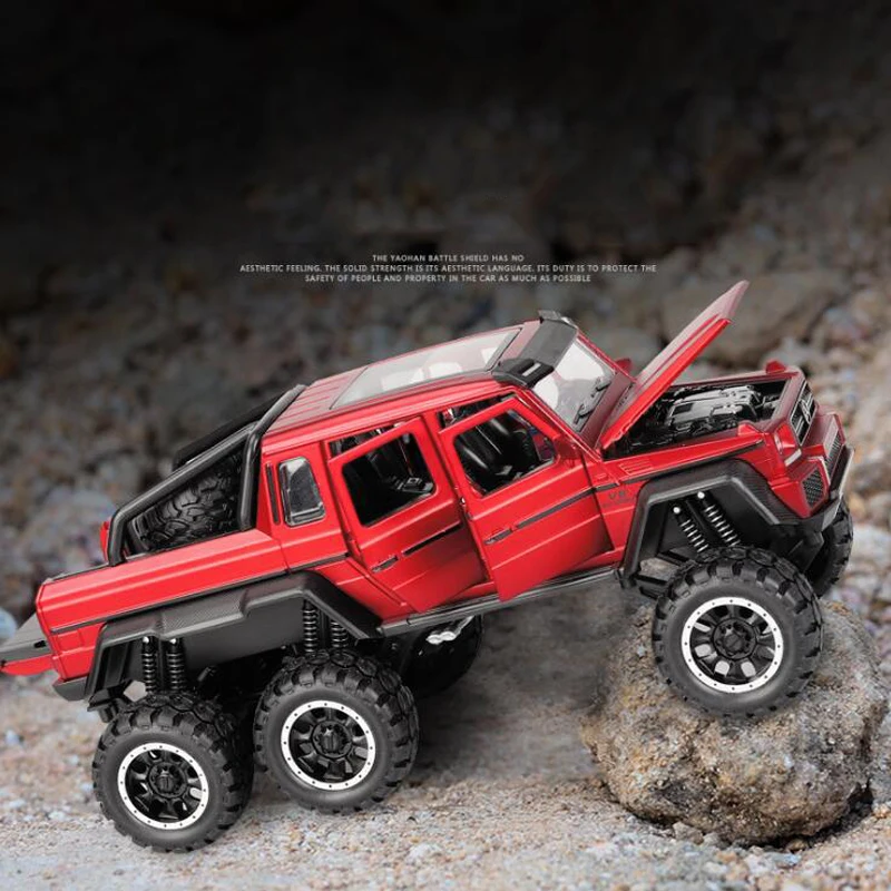 

High Simulation Alloy Diecast 1:32 Metal Toy Diecasts Vehicles SUV Car Styling Car Toy Model Christmas Gift Toy for Children