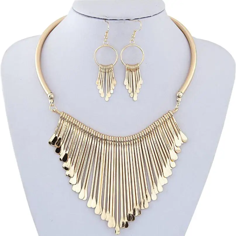 

New Luxury Womens Necklaces Torque Metal Tassels Pendant Chain Bib Choker Necklace Bijoux Jewelry Ornaments Chokers Accessory