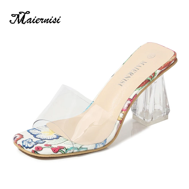 

MAIERNISI New Women Slippers Leather 8cm Square Heels Slipper Open Toe Women Sandals Plus Size Ladies Casual Shoes Woman Fashion