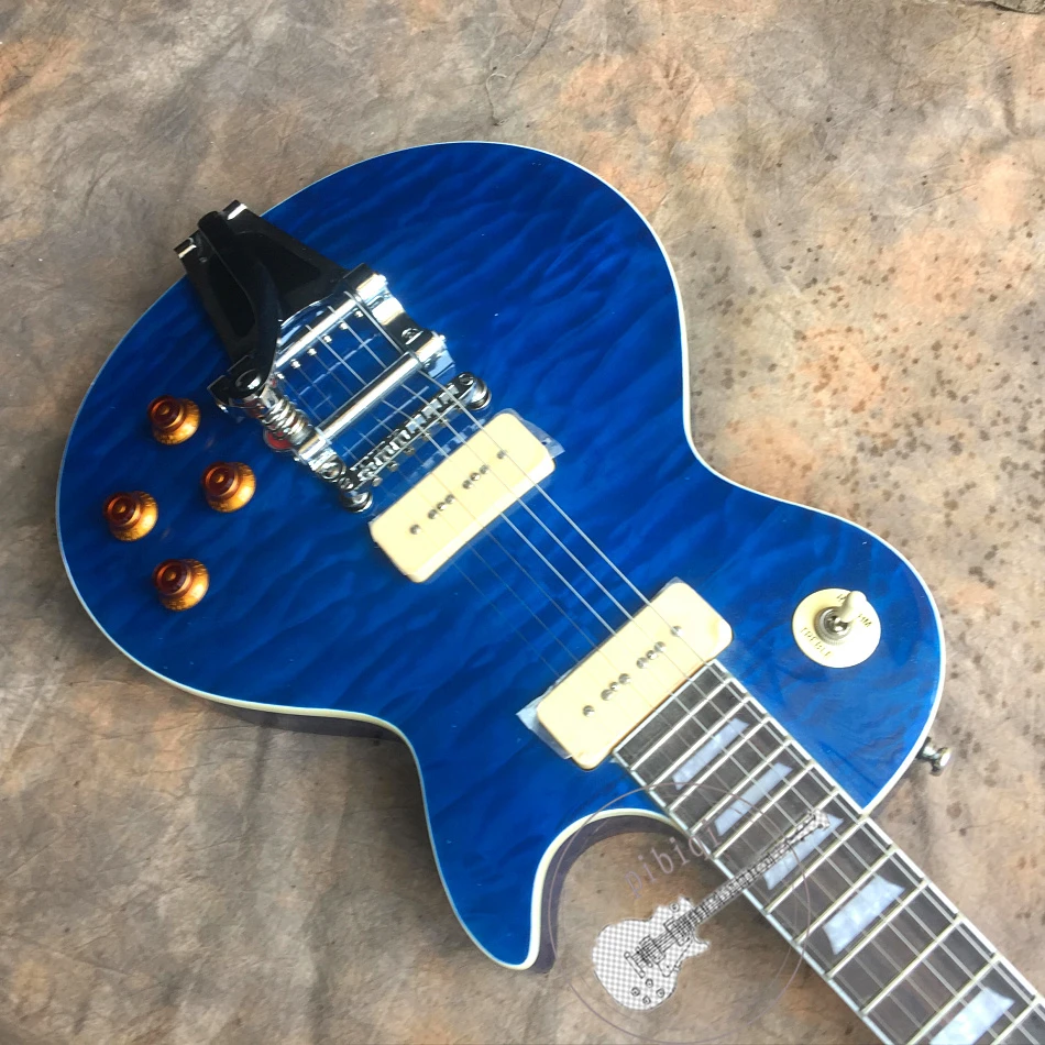 Free shipping, jazz electric guitar, blue transparent corrugated body, white hardware, color and logo can be customized! 