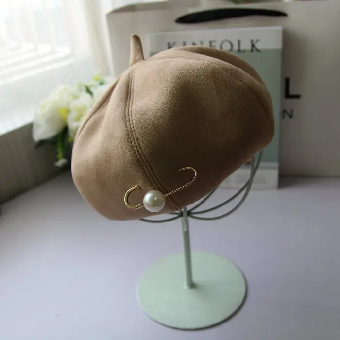 suede newsboy cap