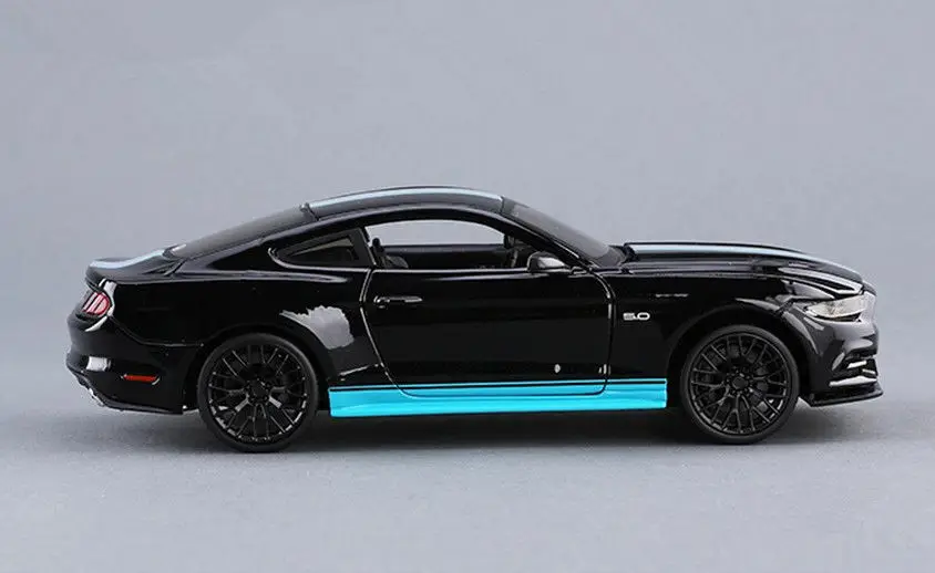 Комплект моделей гоночных автомобилей Maisto 1:24 2015 FORD MUSTANG GT 5 0|Наземный транспорт| |