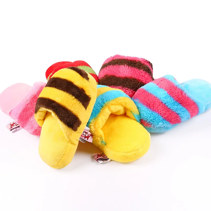 

Squeak Pet Dog Fleece Toy Cat Puppy Teeth Cleaning Soft Chewing Squeak Interaction Toys Slipper Shape Lovely Dog Products
