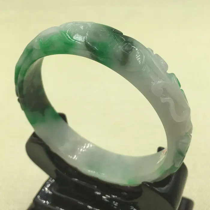 

A-1902 Chinese Hand-carved White Emerald Green Jadeite Jade Bangle Bracelet 63mm 28% 10.13