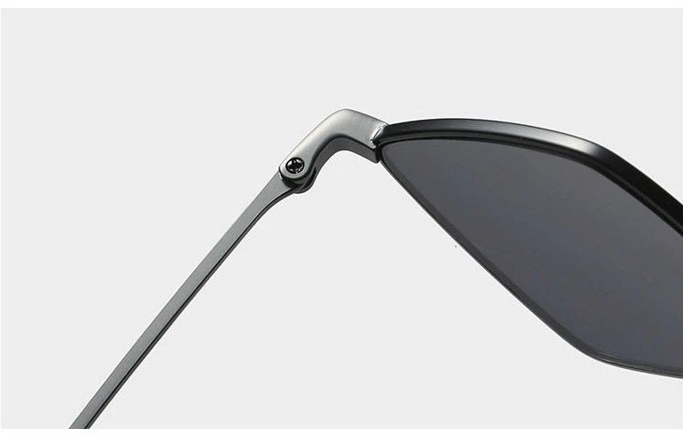 Солнцезащитные очки в небольшой оправе квадратной формы для мужчин и женщин модные очки UV400 Винтажные Очки 45916