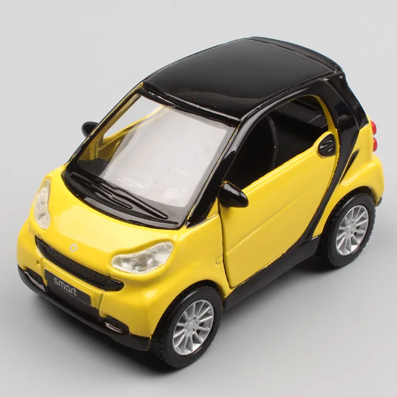 Детские 1:32 весы мини maisto smart fortwo хэтчбек Вытяните назад SmartCar city coupe микро литье под давлением модель подарки автомобиль игрушка коллекционная