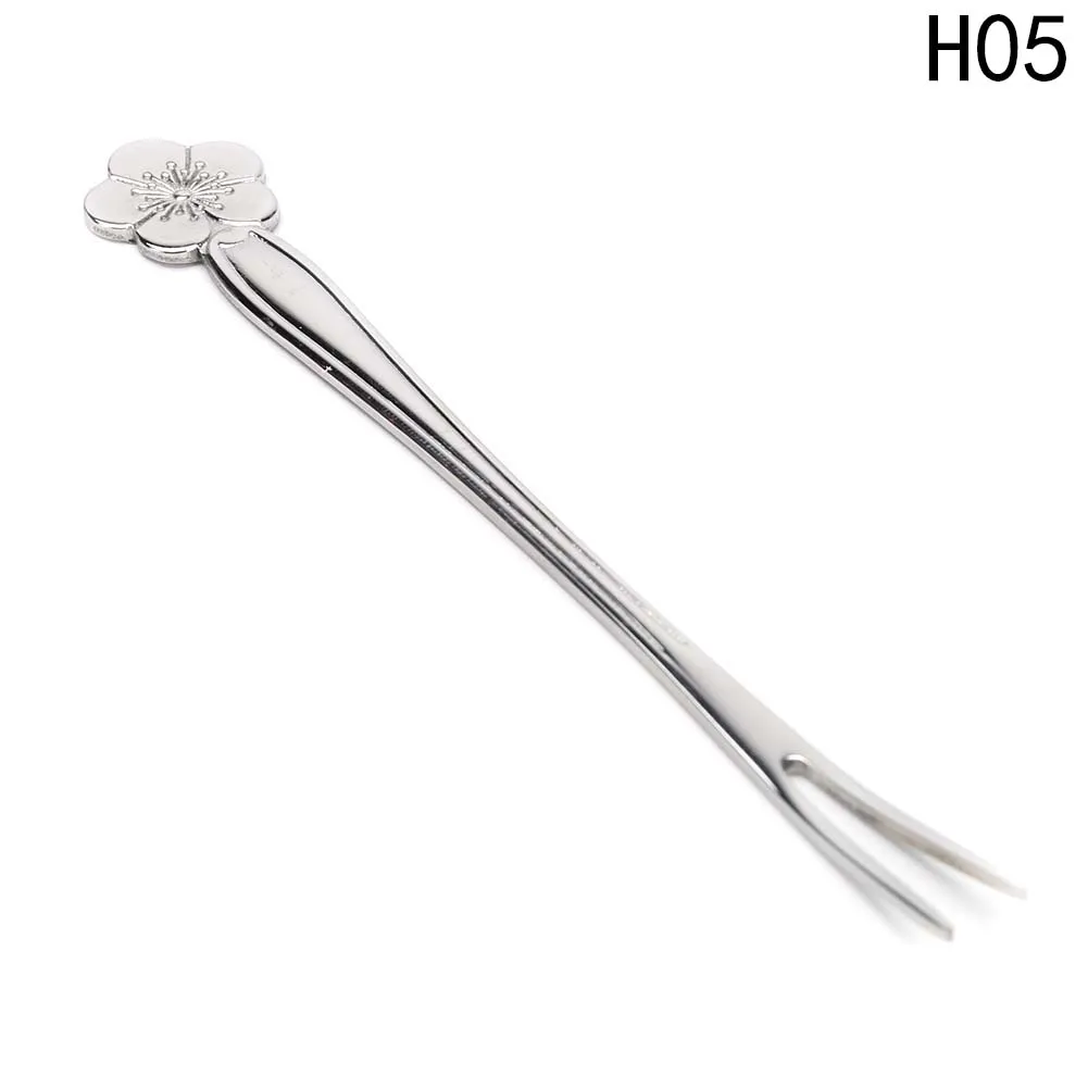 

Stainless Steel Classical Blossoms Flower Fruit Fork Cocktail Forks Salad Dessert Fork Flatware Table Decor