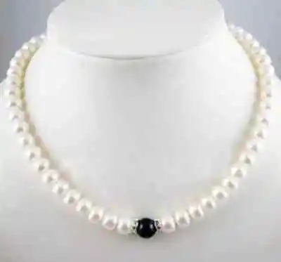 

charming 7-8mm White FW Pearl + Black Agate Necklace 18