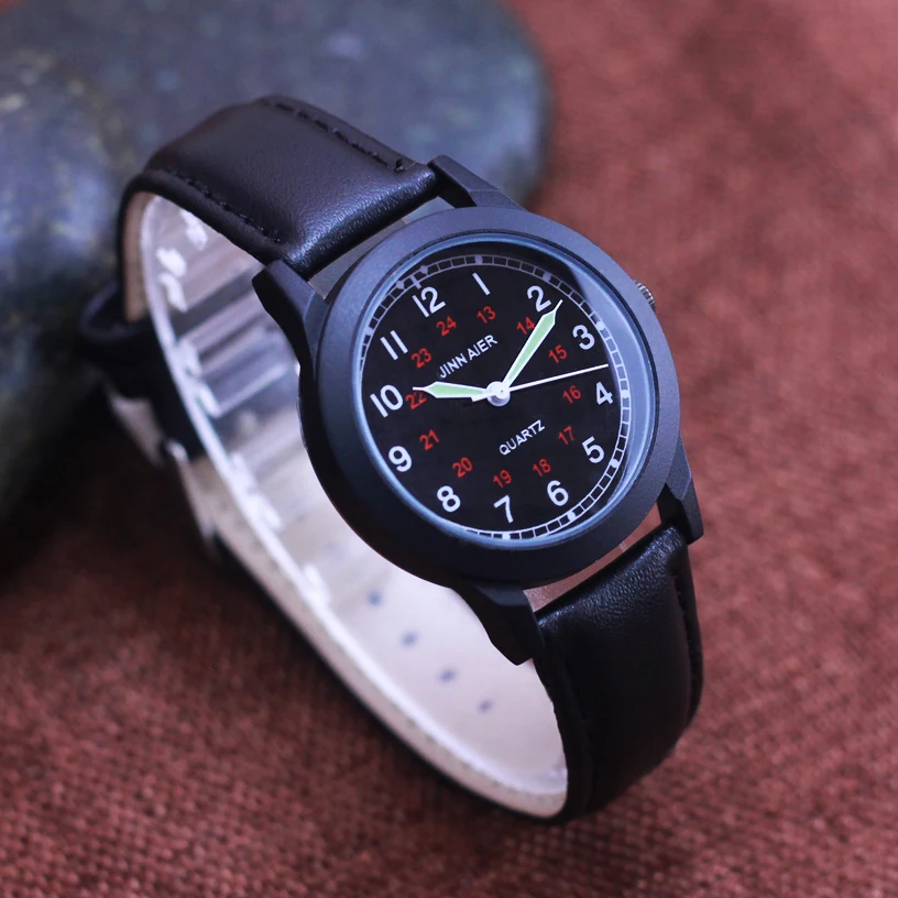 2018 new men boys leather strap fashion quartz luminous hands