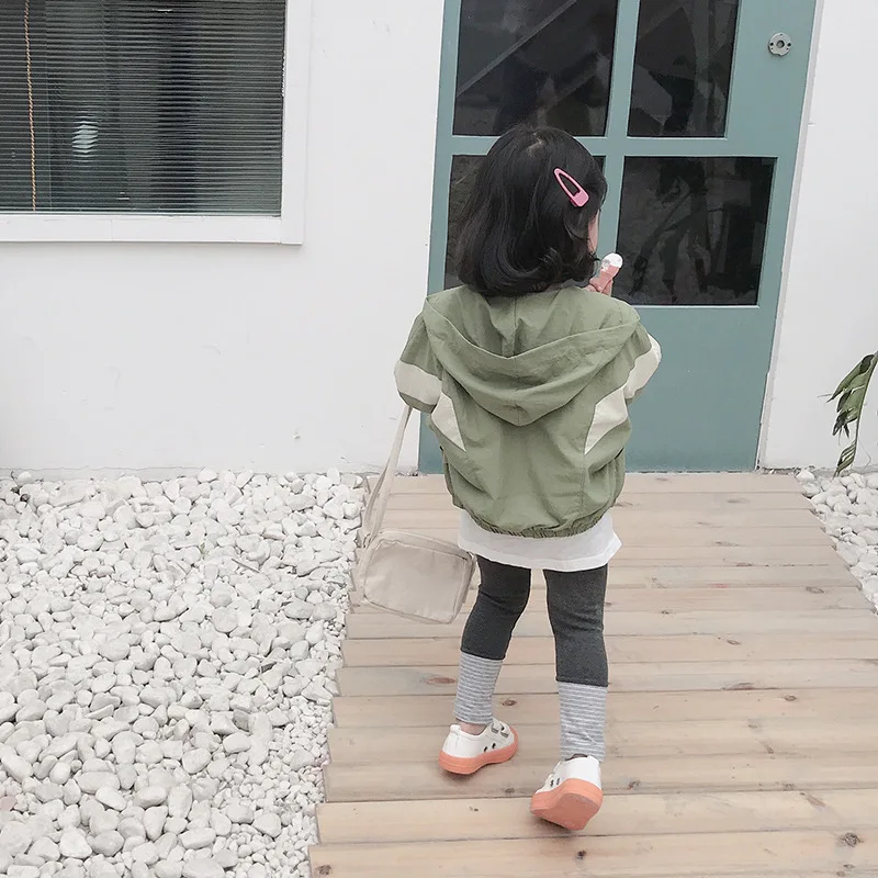 

Toddler Girl Coloring Hooded Jacket 2019 New Bat Sleeve Kids Loose Leisure Jacket Infant Kids Fashion Coat Children Zipper Coat