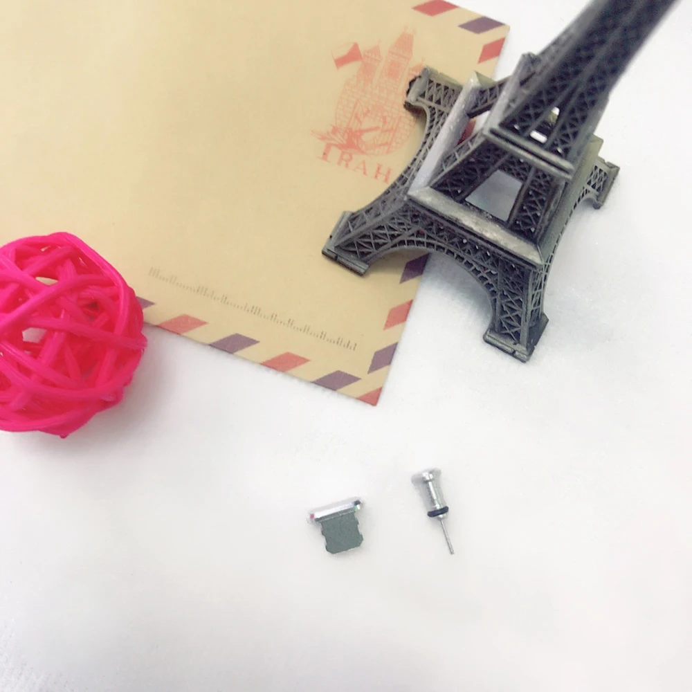 7 dust plug iphone 5s