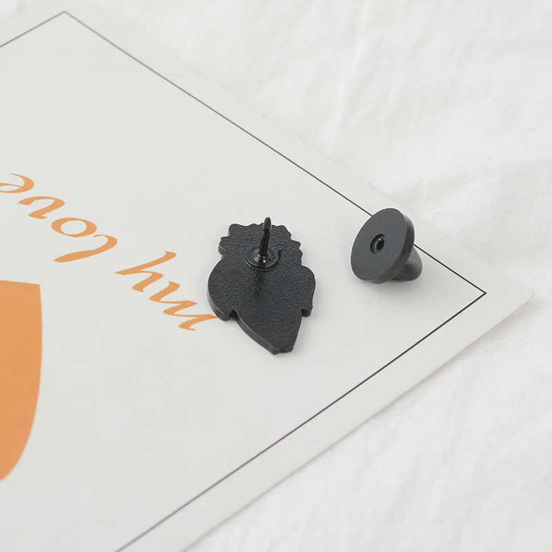 QIHE-JEWELRY-Meow-Banana-Cat-pins-Badges-Brooches-Cute-Kawaii-Animal-Cat-pins-collection-Gift-for(5)