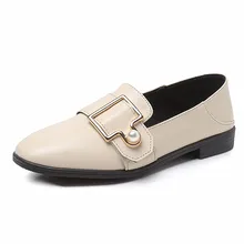 Г. Осенние женские лоферы из PU искусственной кожи женские туфли на плоской подошве с пряжкой и искусственным жемчугом женская обувь больших размеров 41, 42, 43 школьная обувь для девочек на плоской подошве
