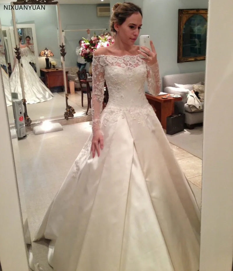 

Elegant Lace Long Sleeve Muslim Wedding Dress Off Shoulder A Line Custom Made Satin Bridal Bride Dress Wedding Gowns
