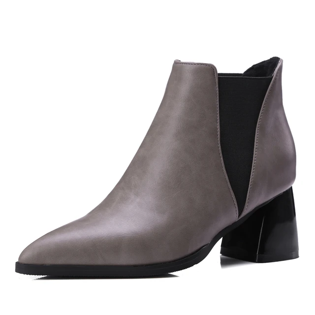 plus size chelsea boots