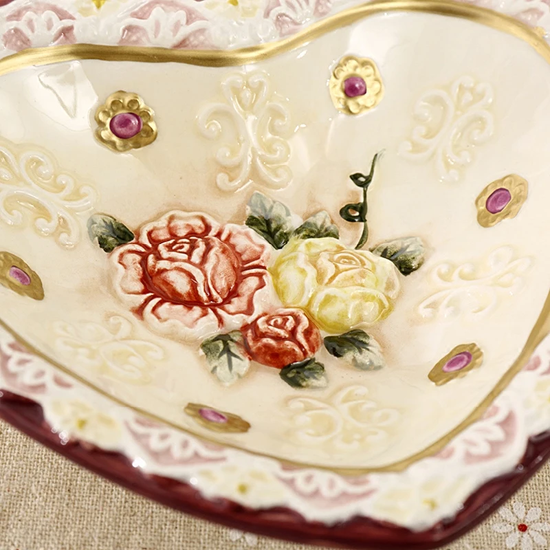 

ceramic Heart-shaped fruit plate Candy Storage dish Dessert Snack Salad plate home decor wedding decoration handicraft figurine