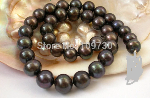 

Jewelr 00376 stunning big 14mm round black freshwater pearls necklace 14KGP gold clasp