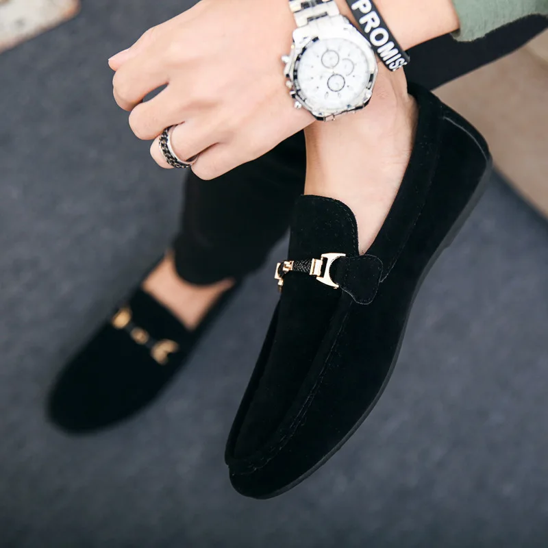 

2019 Brand Spring Summer Men's Casual Shoes Slip On Light Soft Comfortable Men Hot Sale Shoe Zapatos Hombre Large Quality Shoes