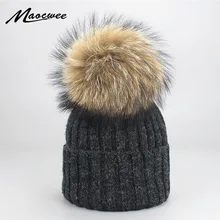 Женские шапки-бини на осень и зиму, шапка с помпонами из меха енота, шапка с помпоном, шапка трикотажная шапка, вязаная шапка из искусственного меха кролика