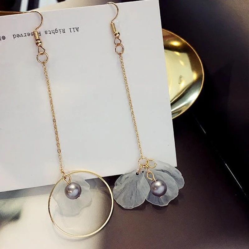 

Temperament Flower Tassel Earrings Wild Personality Asymmetrical Earrings Chain Pendientes Dangle Earrings For Women Party Gift