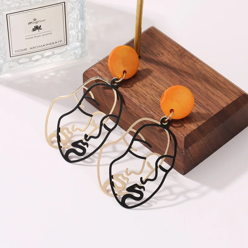 

New Creative Big Earrings European and American Ins Net Red Personality Abstract Face Syud Earrings Fashion Jewelry for Women
