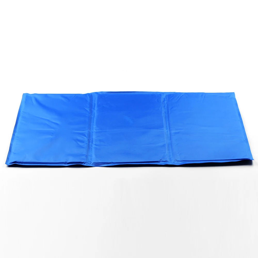 Охлаждающий коврик для питомцев, охлаждающий гелевый коврик для собак с активированным давлением, складная Удобная подкладка для собак на открытом воздухе - Цвет: Синий
