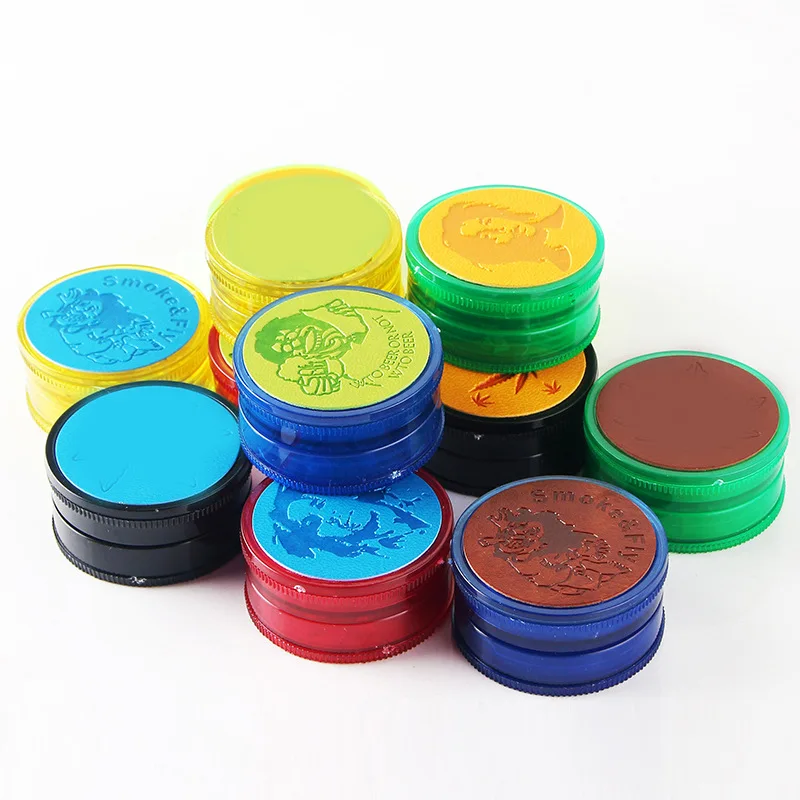 

Round Shape 60mm Magnet Smoke Grinder Hard Plastic Herbal Herb Cigar Tobacco Grinder 3 Layer Smoke Spice Crusher Hand Muller